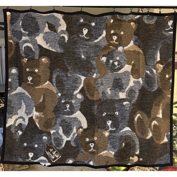 Biederlack Aurora Nick & Nora Blanket Throw Bear All Over Print 57” x 57” - Picture 3 of 5